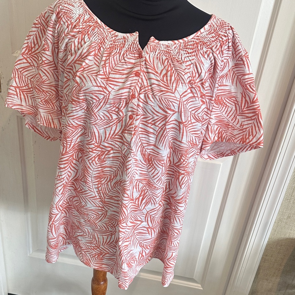 Elegant Coral Leaf Print Blouse